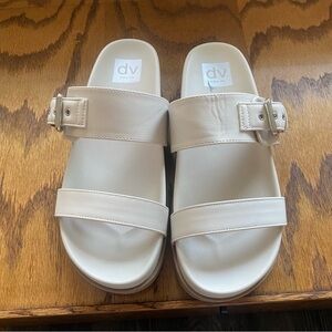 Dolce Vita Sandals only worn twice!